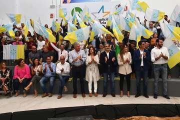 Acto preelectoral de CC, NC y PNC en Telde (Foto TA)